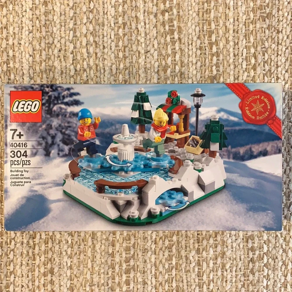 LEGO 40416 Limited Edition Ice Skating Rink 304 Pieces  New, Sealed in B…